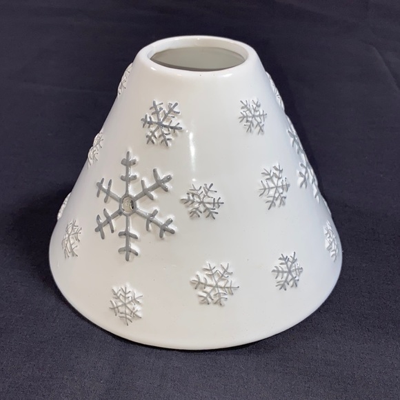 Winter Ceramic Candle Topper. White with Gray Snowflakes. - Picture 1 of 7